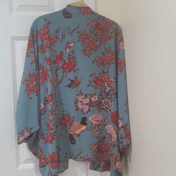 Kimono like NEW - Picture 6 of 6